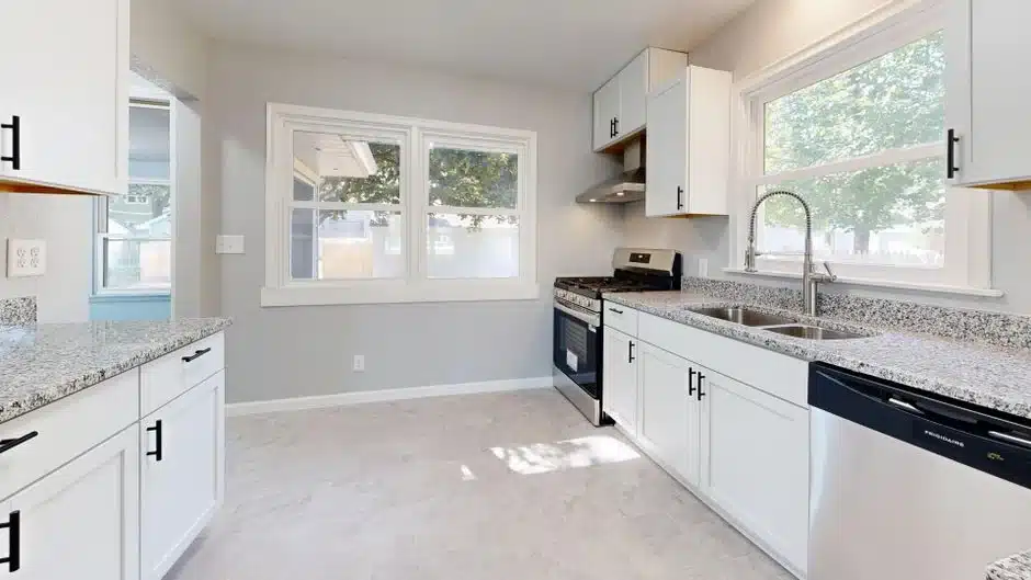 Local home remodeling company San Jose CA serving Hayward - Quartz Construction