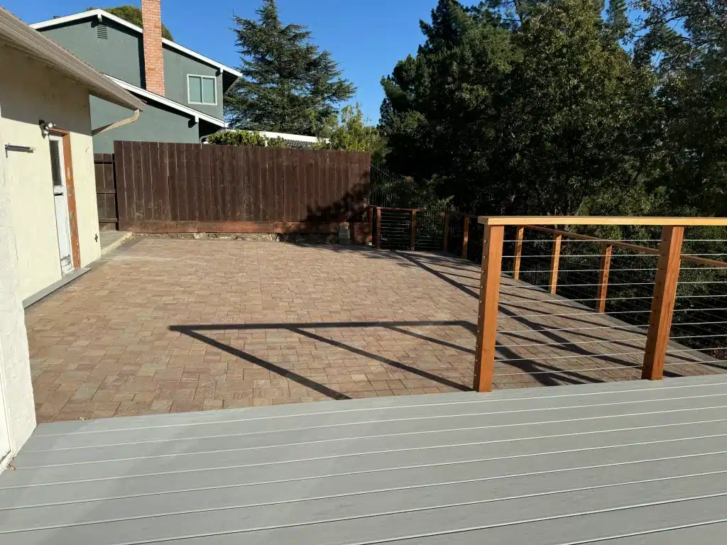 the Difference Between Hardscaping and Softscaping